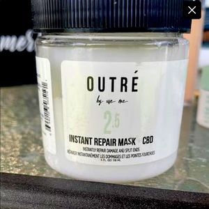 Works miracles on damaged hair